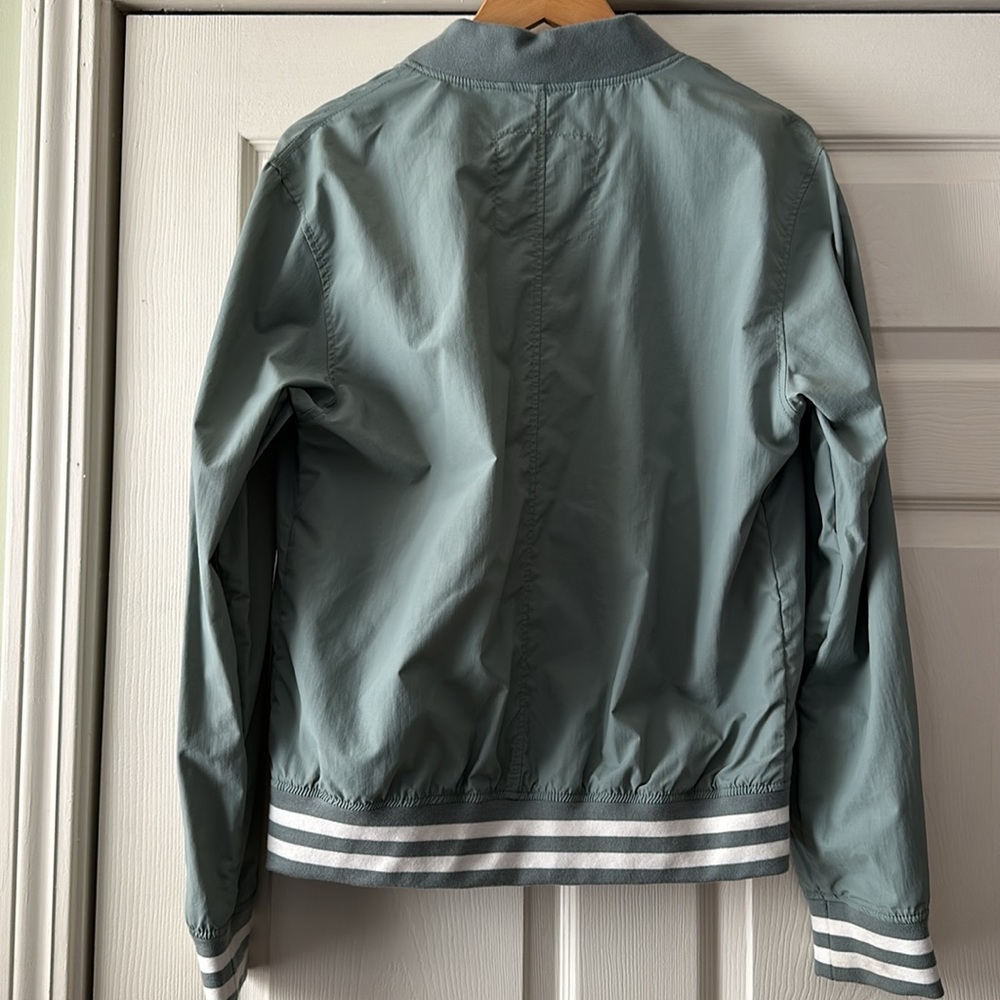 Water resistant zipped jacket - Picture 8 of 11